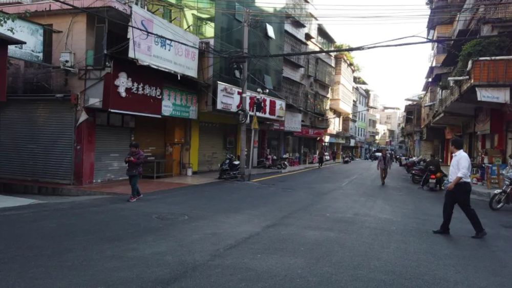 对此,武江区市政迅速组织力量开展实施五祖路及周边道路提升改造工程