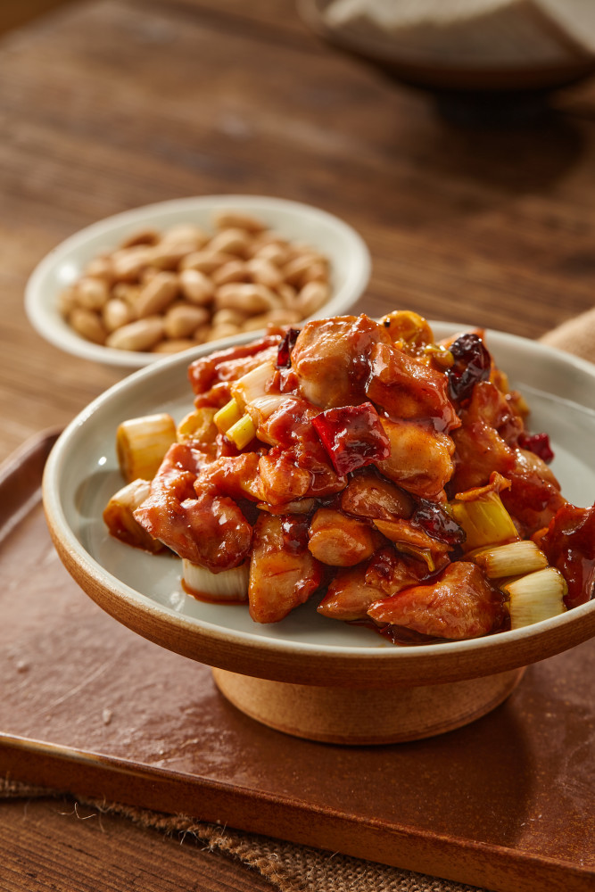 川菜经典之宫保鸡丁重现被遗忘的味道