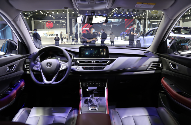 2021广州车展长安cs75蓝鲸版实拍解读