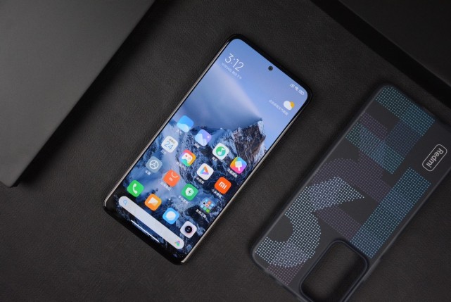 的子品牌推出一些性价比较高的千元机,比如redmi note11系列,iqoo z5