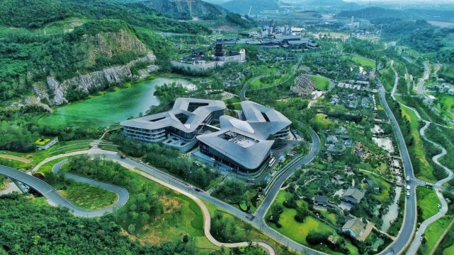 园博园全景图江苏园博园开园不久,这里就成了南京新地标,网红打卡地.