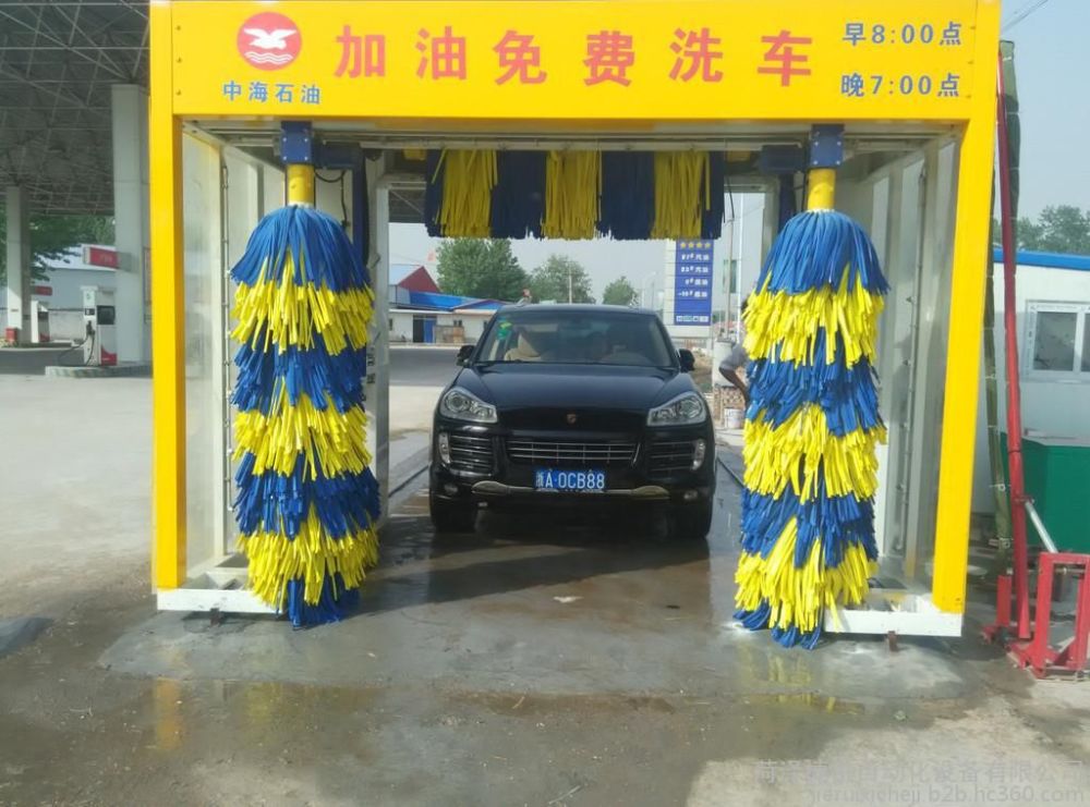 加油站的自動洗車機 到底會不會傷車漆 千萬別因小失大 全網搜