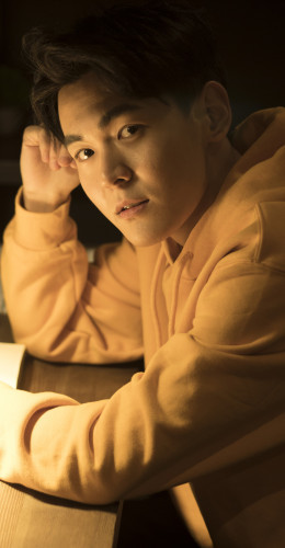 偶像派演员徐文浩8年戏龄无代表作今盼来男2却公开发文退圈