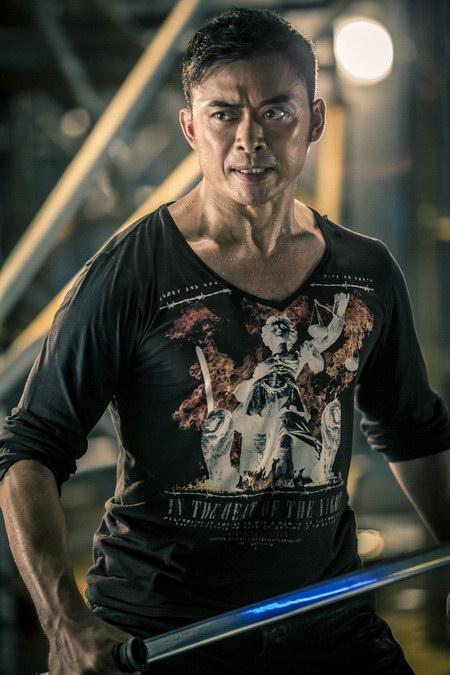 《力王》打响名号;并开始往电影圈发展;1997年,樊少皇在金庸武侠剧