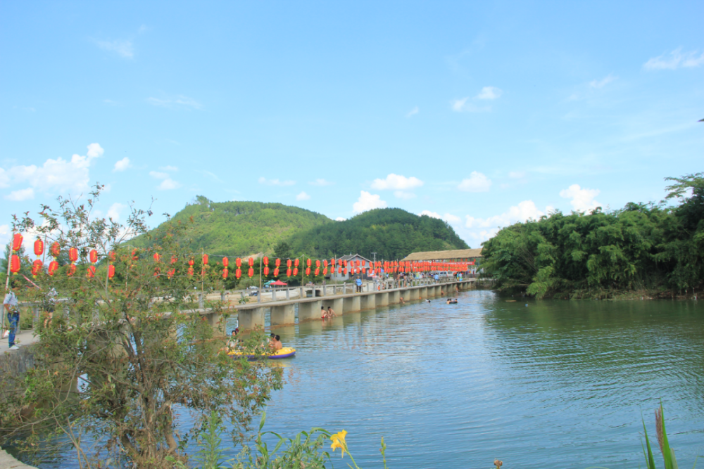 乡游黔中龙里县走马村│依山傍水风光旖旎布依族歌声带你走进这里