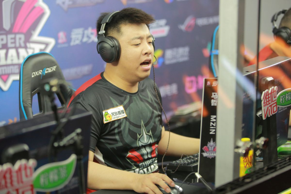 cf马哲快手开播说出胖哥去白鲨内情网友听后急忙安慰