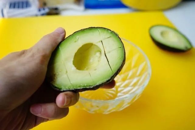 牛油果的功效与作用,牛油果不能和什么一起吃