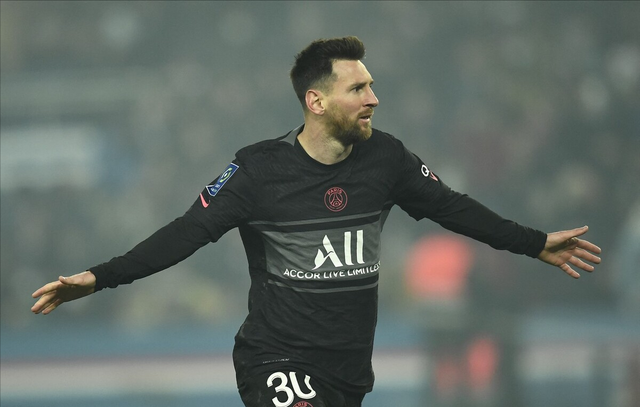 梅西法甲首球造乌龙姆巴佩传射全场最佳10人巴黎31南特