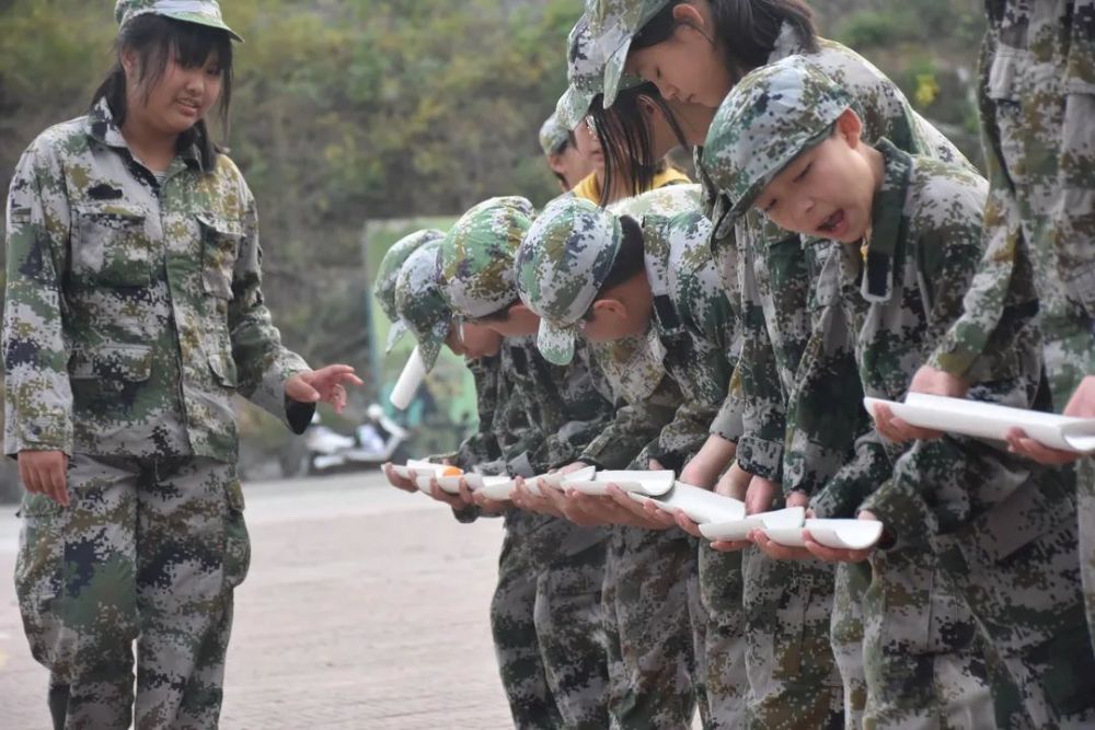 在团队中每一个人都很重要,我们要做的就是做好自己不给团队拖后腿