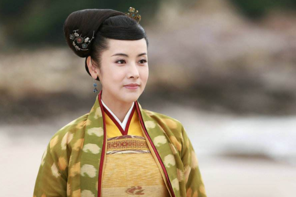 古装女神杨明娜失去婚姻后如今怎么样了