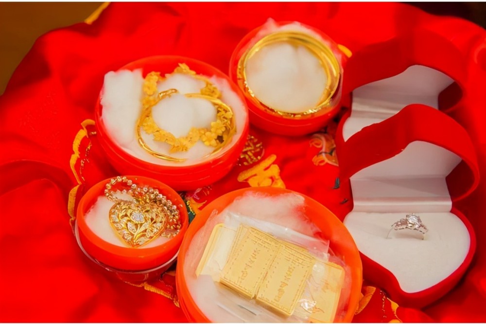 福建彩礼排行榜2020_福建彩礼全国第一,9地市里福州第二,莆田,三明分列第一与第三