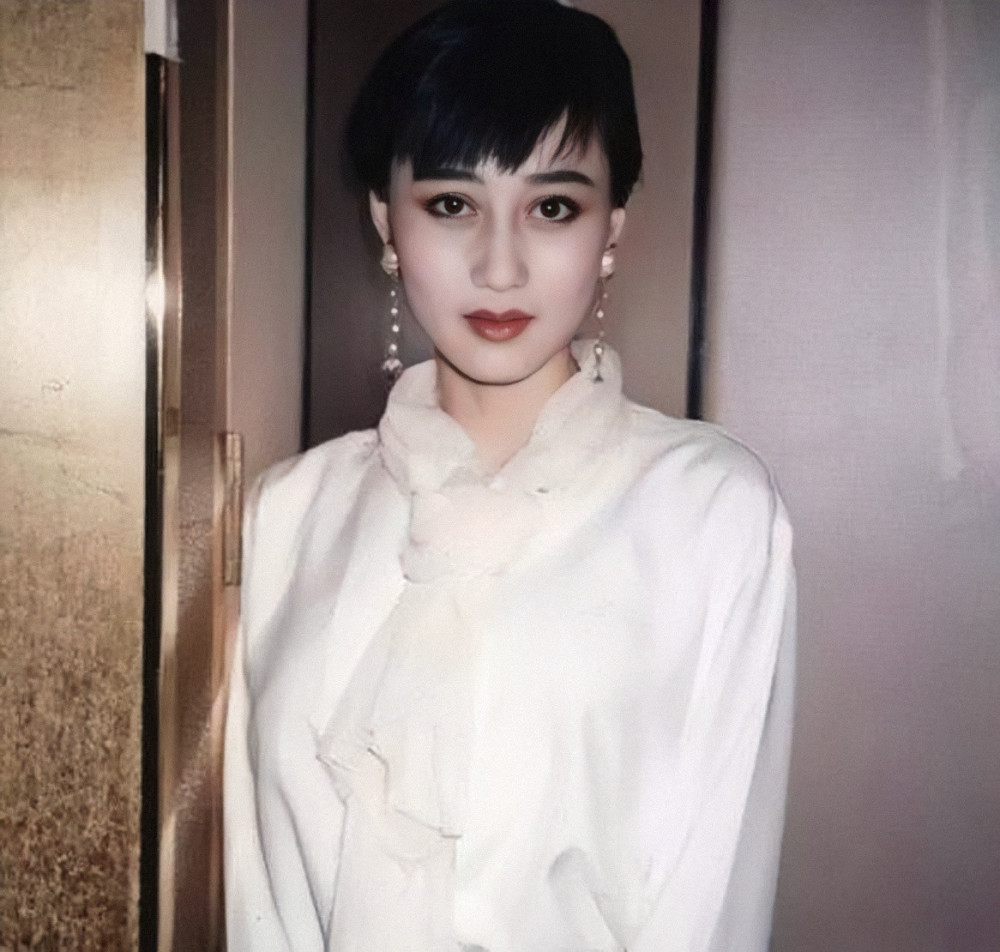 性感女神利智的传奇人生