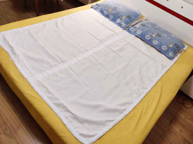 你需要一张石墨烯电热毯