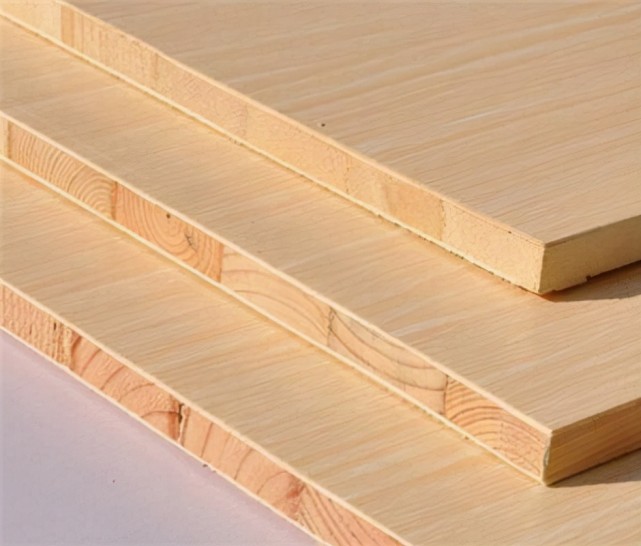 木板弯曲了还能矫正回来吗