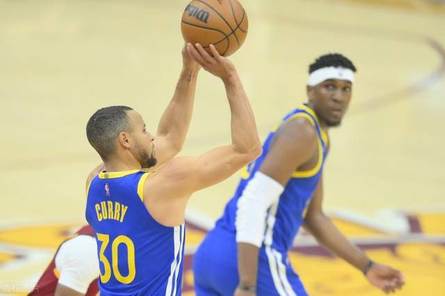  鲸鱼大叔：11月21日NBA前瞻预测：勇士vs猛龙