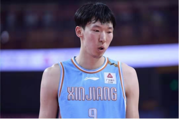 cba 周琦三消息，为过去致歉，奔赴国家队，他还有希望回到NBA