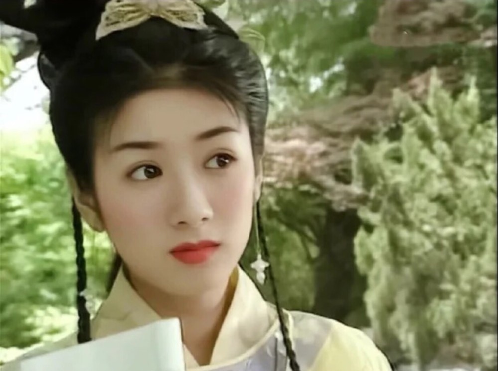 齐天磊真正的对手是老太君老太君是齐天磊的奶奶,他自然不会想除掉