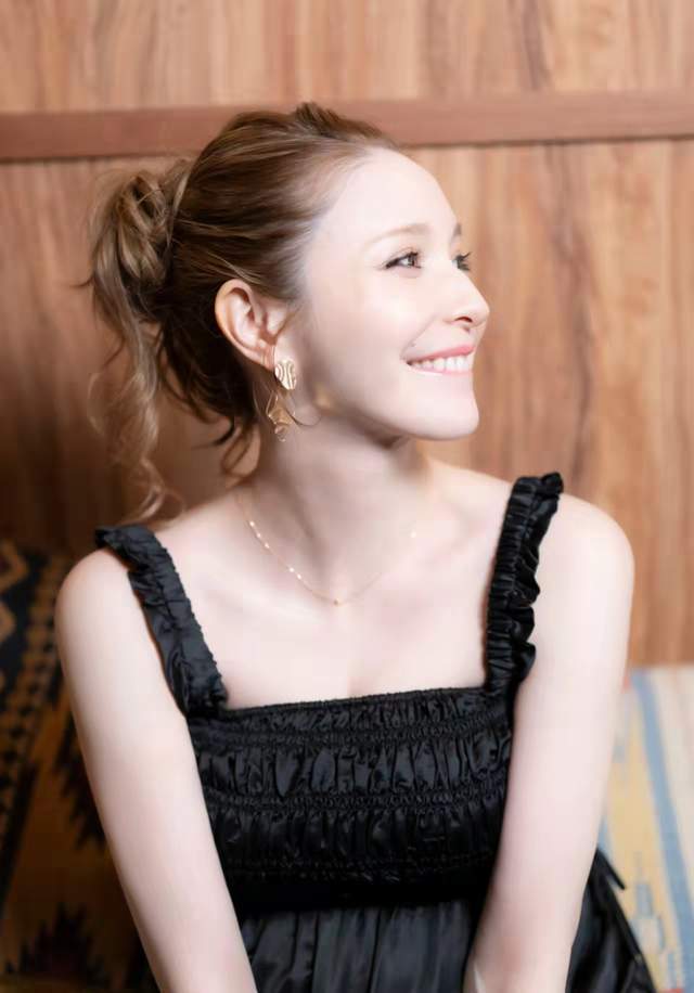 藤井莉娜生子大出血进icu!产检曾出问题拒绝住院,两娃生父不详