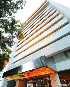 5亿元,以妻子大s的名字在台北市开设的饭店s hotel,是以外资塞西尔商