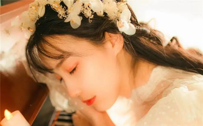 第一次喝奶茶直接插吸管就喝了却被嘲笑没见过世面真相是