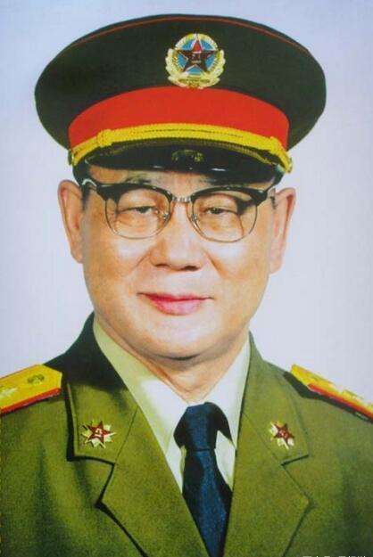 1994年時任解放軍副總參謀長的李景中將晉升為上將軍銜.