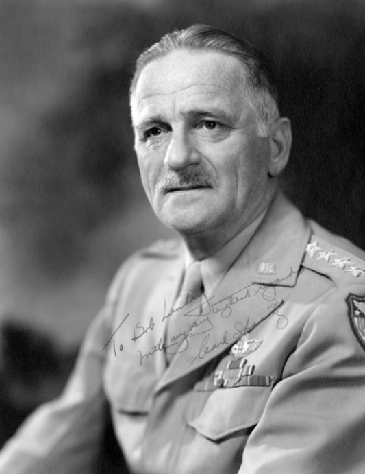 二战中的美国空中悍将,美国空军的缔造者,空军参谋长斯帕茨_腾讯网