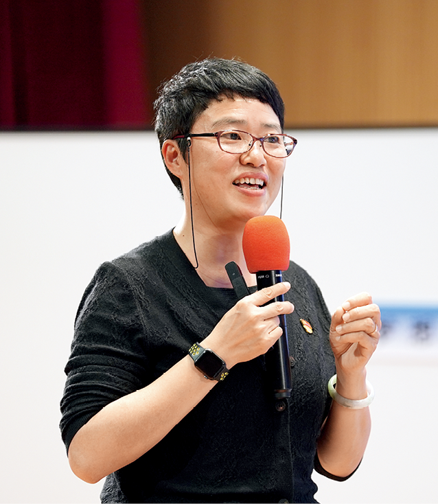 名师引领季晓军数字资源赋能构建融合共生的小学道德与法治课堂