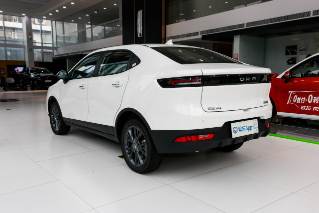 鲨向新能源欧拉iq不到127万起兼顾舒适与性能