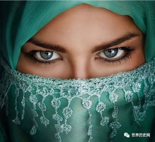 中东地区战乱不断阿曼作为一个海湾小国阿曼人民为何能安居乐业呢