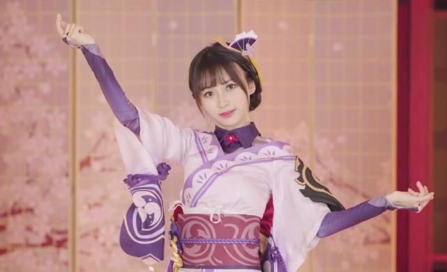 对此,在这条视频的简介中,青鸢cyan就有相关的解释.