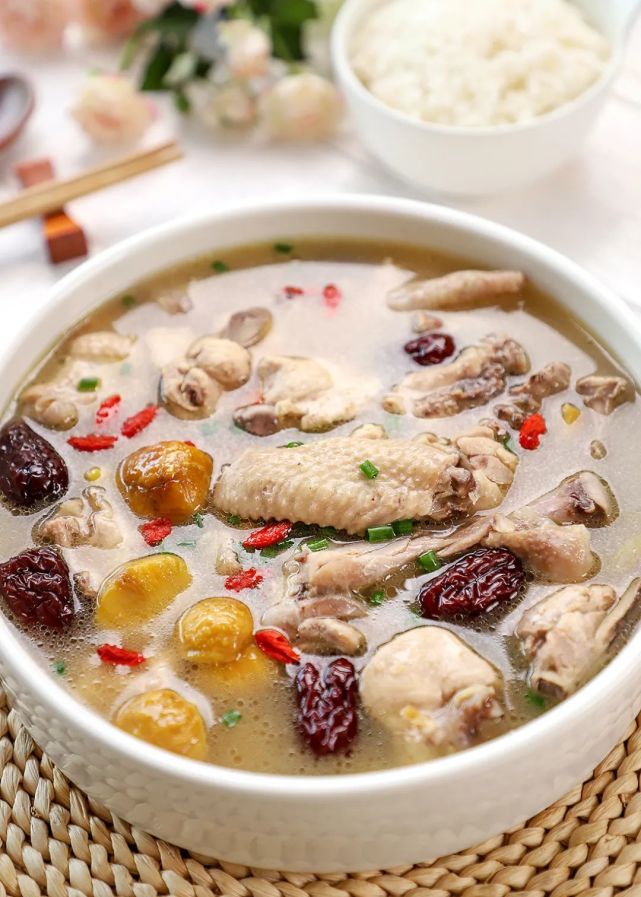 秋冬养生汤一碗从头暖到脚全家都能喝