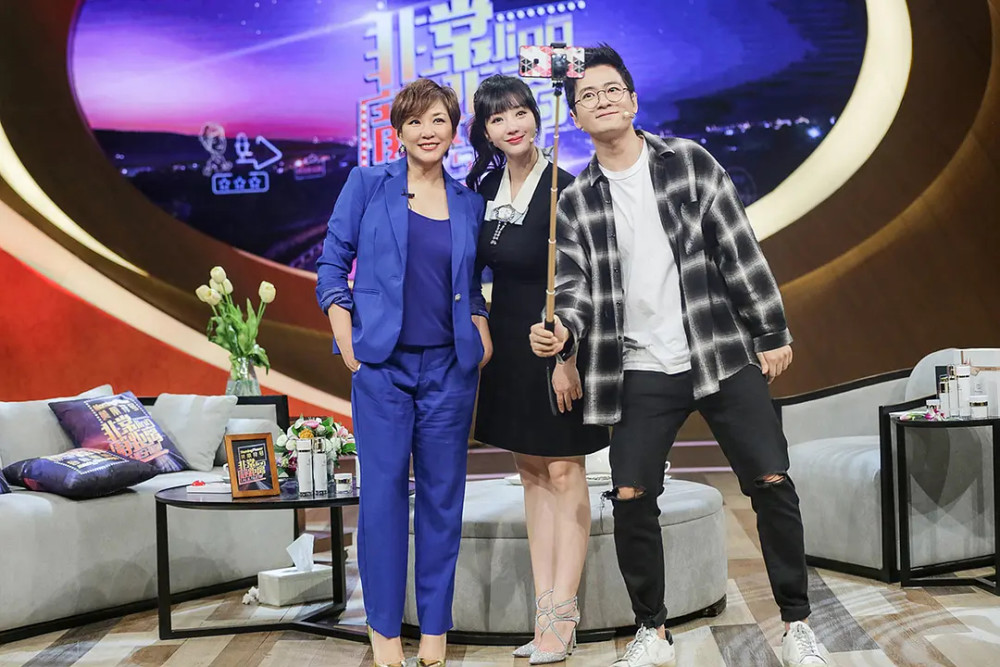 非常静距离回归主持人和节目形式均保留对话嘉宾变动大