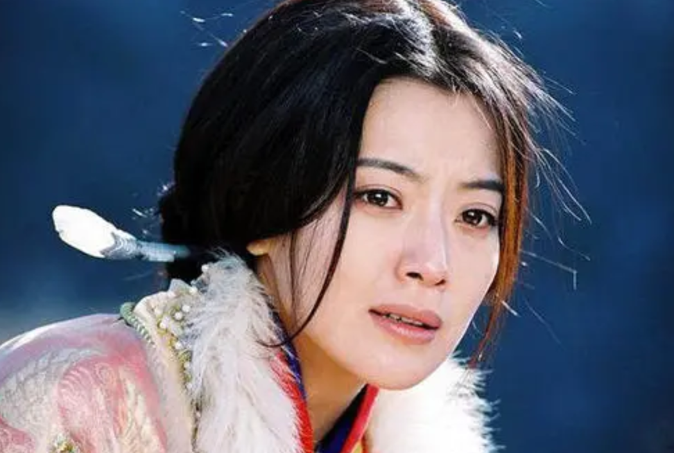 在电影的结局,玉漱公主也死于秦始皇陵墓中