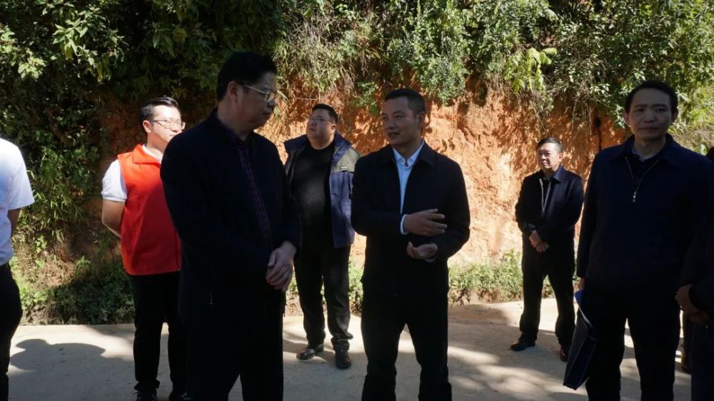 云南交投集团调研组到红河县开展定点帮扶调研