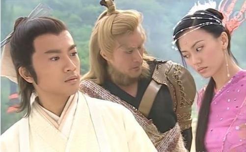 倚天屠龙记谢逊张翠山和殷素素一起住冰火岛能方便吗