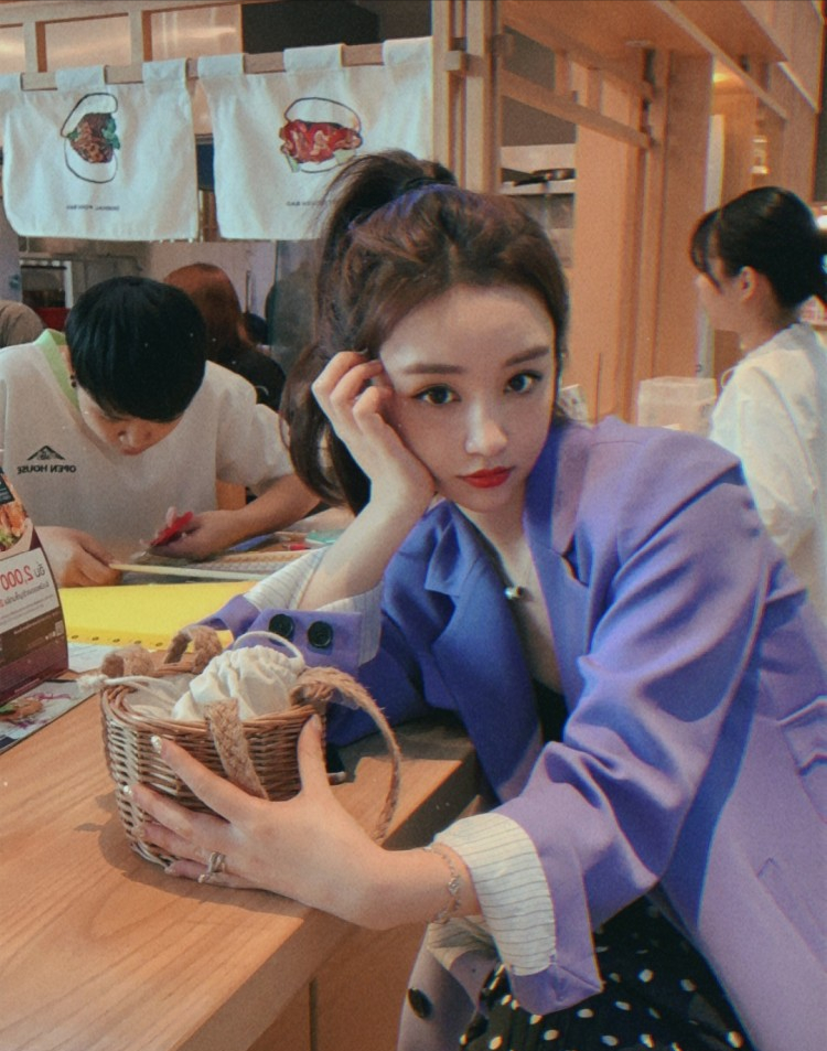 "钱夫人"雪梨的借财生财之道,和混乱的网红成名之路_腾讯新闻