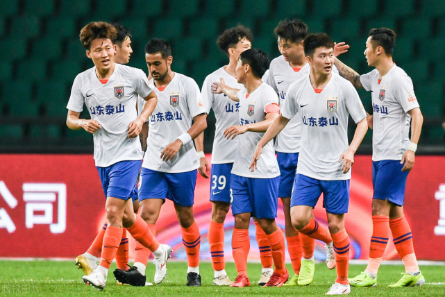 球员超市开启山东泰山队多达10人合同到期王大雷刘彬彬在列