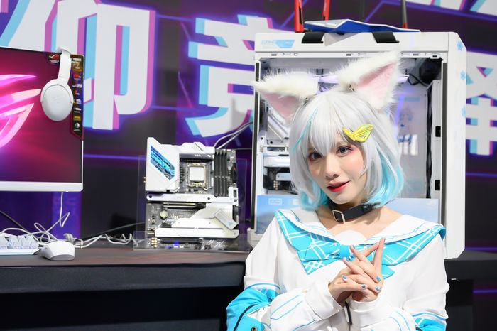 打造的主题电脑同样吸睛,其主板rog strix z690-a gaming wifi d4吹雪