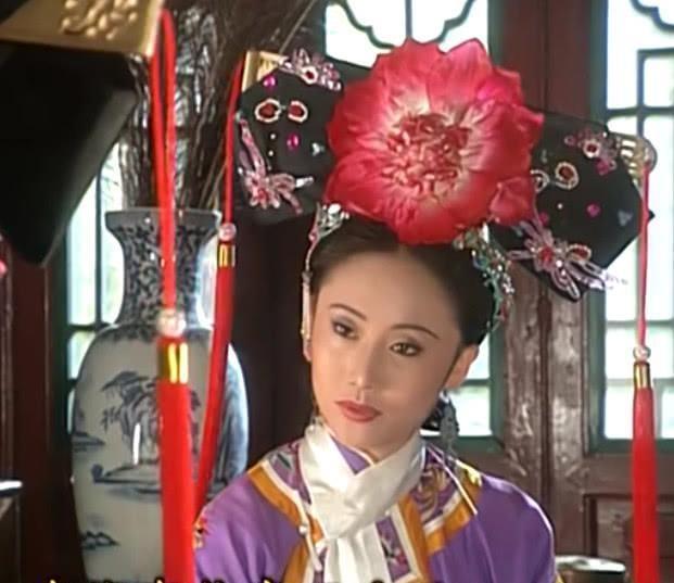 原来尔康最大的靠山不是福家不是令妃而是从未露面的她不妨来看看