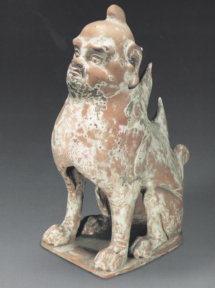 埋藏在土里的守护者人面兽身镇墓兽