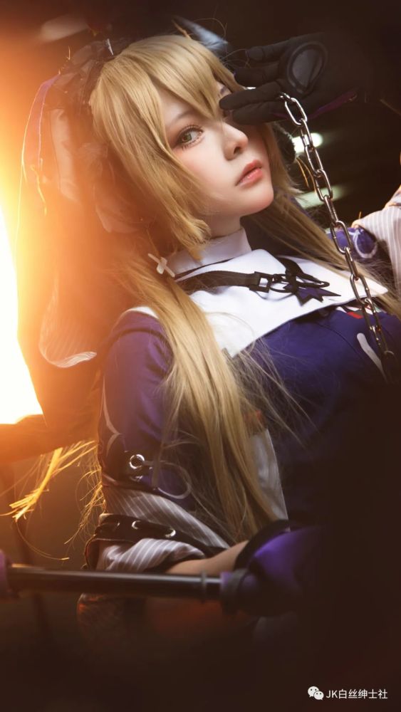 cos明日方舟帕拉斯百合