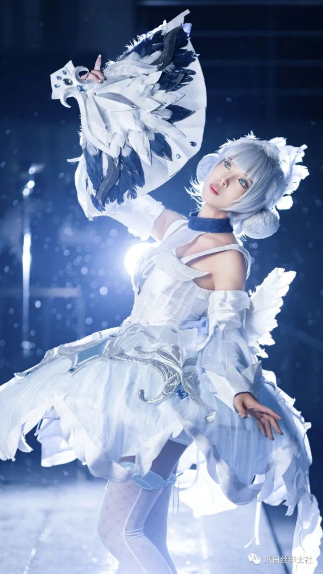 cos:王者荣耀小乔天鹅之梦@烟岚