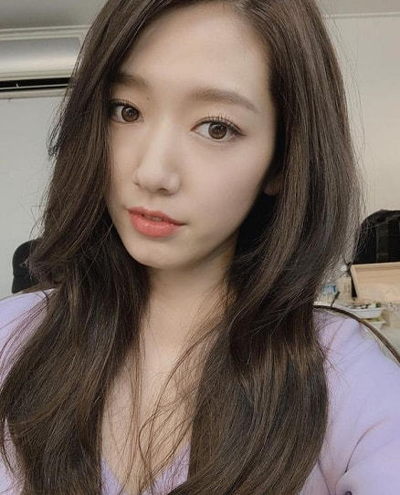 朴信惠宣布结婚喜讯与男友崔泰俊交往四年目前已经怀孕