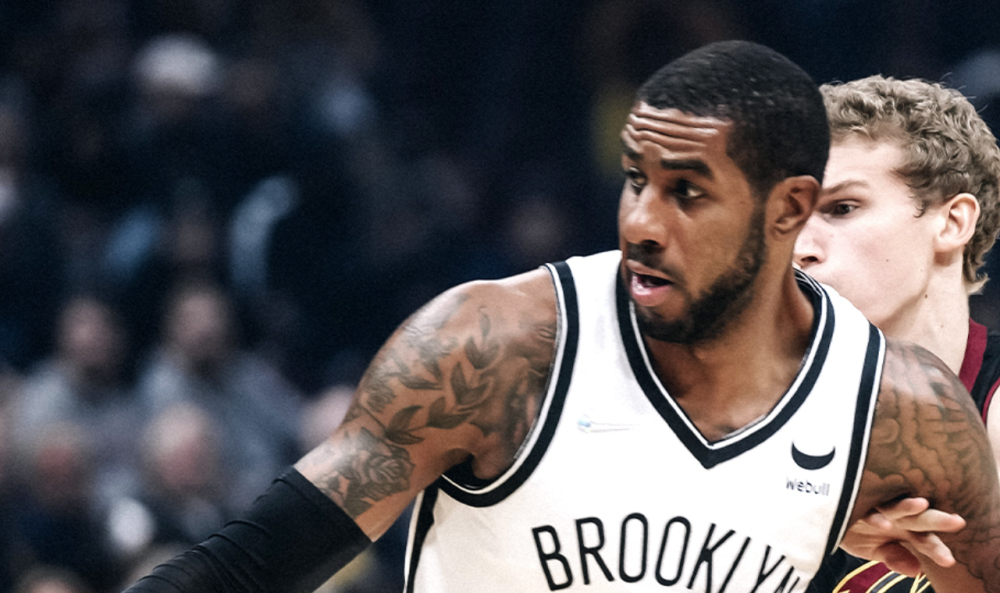 值得一提的是,这不仅是阿德篮网生涯首次两双,也是他时隔19个月再次