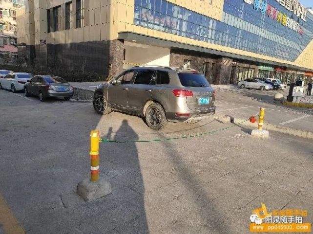 网友反映:阳泉这里商家拦路设障,最后