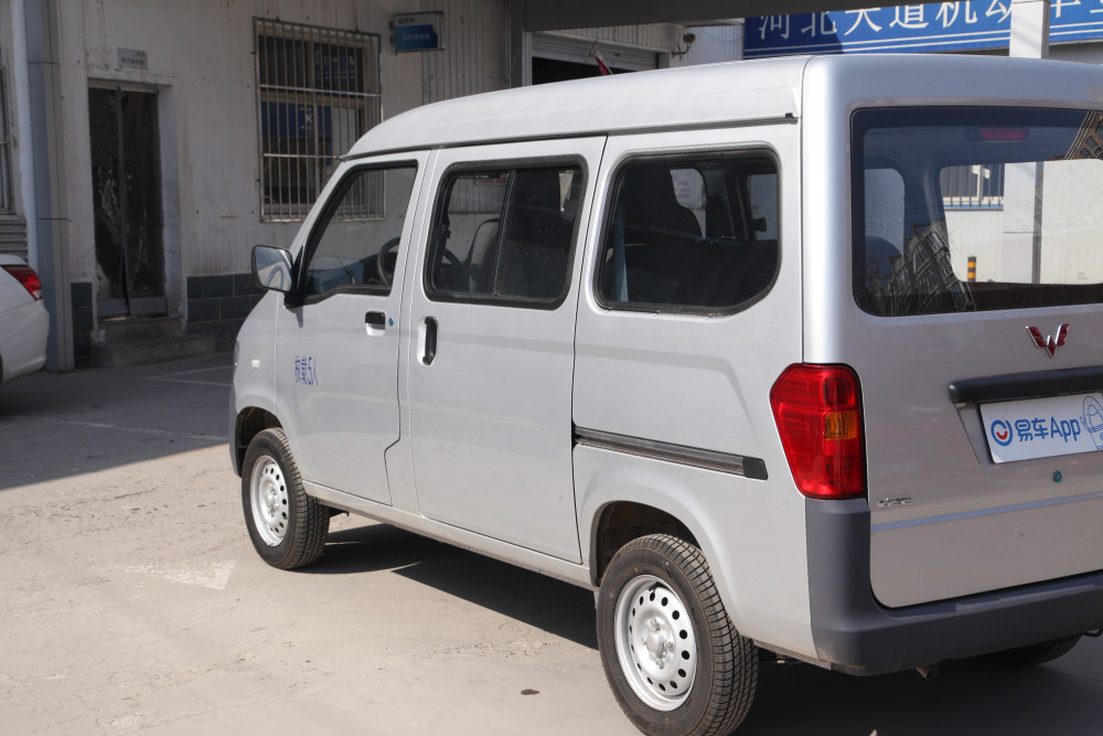 小鲨帮选车五菱汽车面包车值得入手么