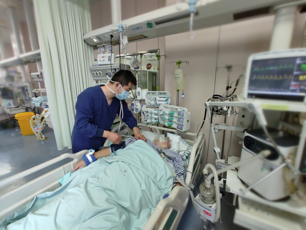 20岁小伙患上了"老年病",在icu抢救了四天四夜