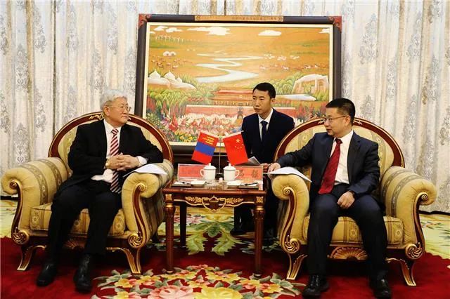 马强会见蒙古国驻满洲里领事