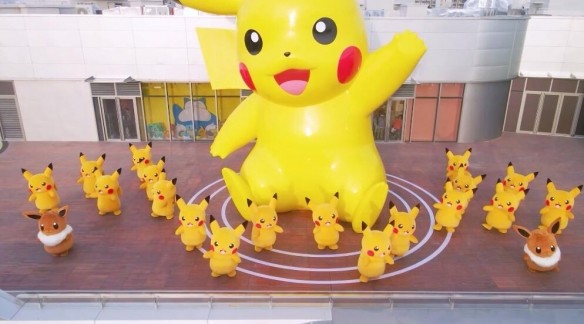 巨型皮卡丘登陆上海松江印象城超多皮卡丘环绕热舞