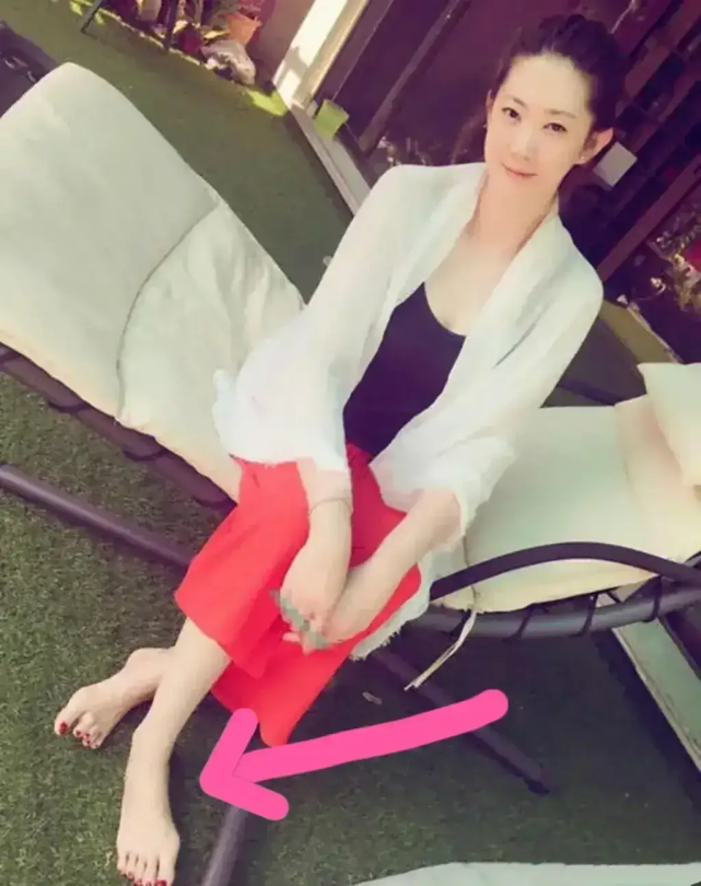 前女排最美队长罕见露面,曾是刘翔绯闻女友,离婚多年34岁仍单身